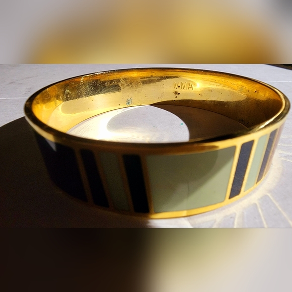 Chunky enamel bangle wide Bracelet stripes warm colors metropolitan museum art - Picture 3 of 7